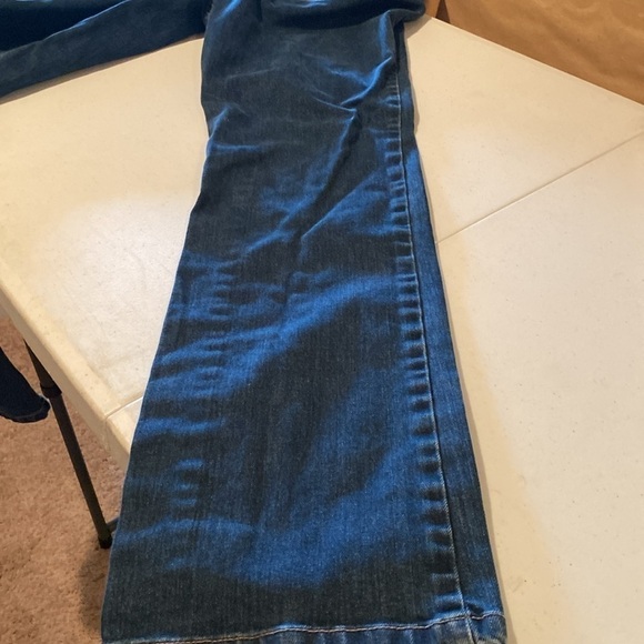 Brooks Brothers women’s jeans size 8 no distressing boot cut - Picture 9 of 9